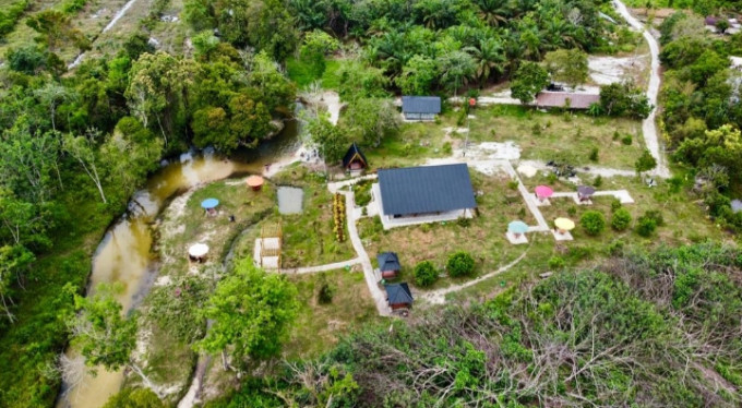 Foto Wisata Tapian Halaman Kampung-15